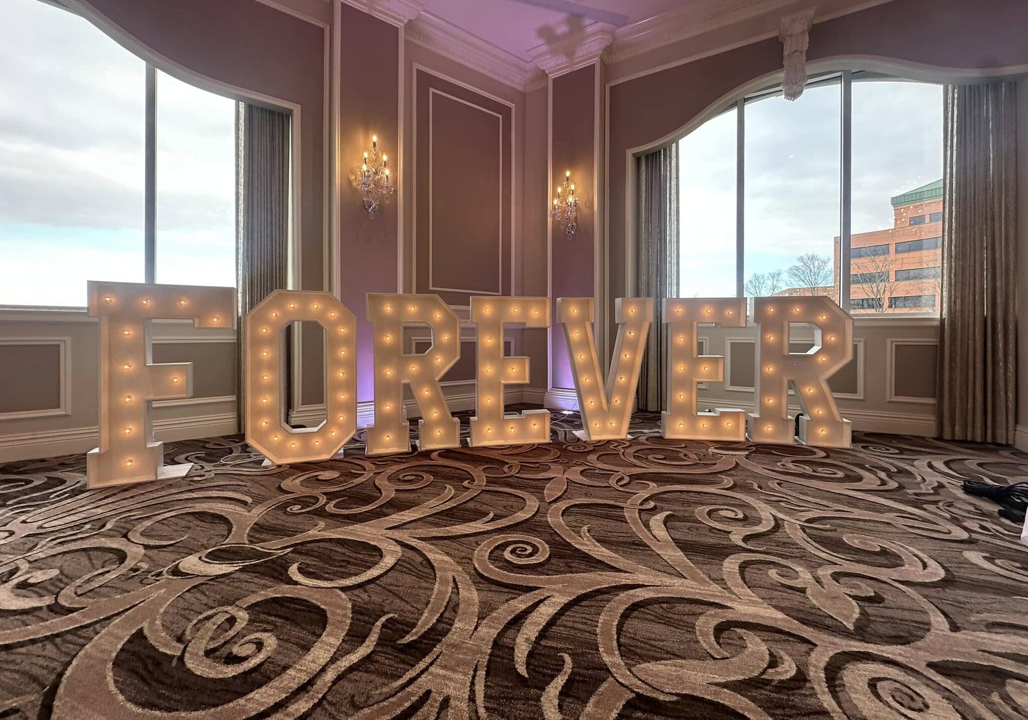 marquee letter rentals near me